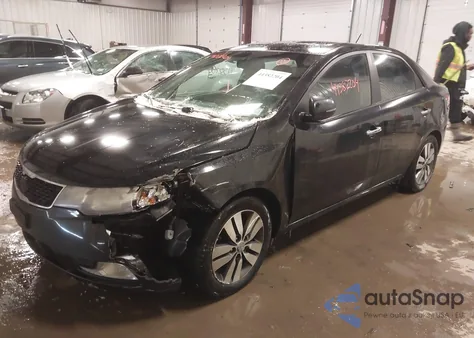 2013 Kia Forte Ex z USA, uszkodzony, nr VIN KNAFU4A24D5737455
